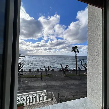 Ciutat Vista Mare Sui Bastioni Di Διαμέρισμα