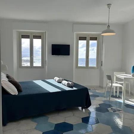 Ciutat Vista Mare Sui Bastioni Di *