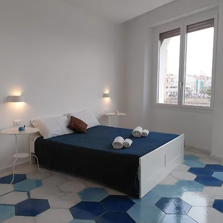 Ciutat Vista Mare Sui Bastioni Di Διαμέρισμα *