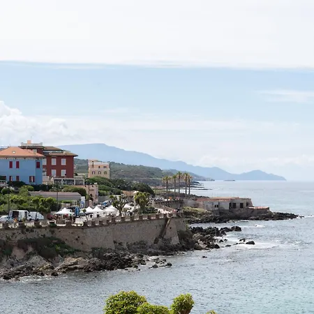 Lägenhet Ciutat Vista Mare Sui Bastioni Di