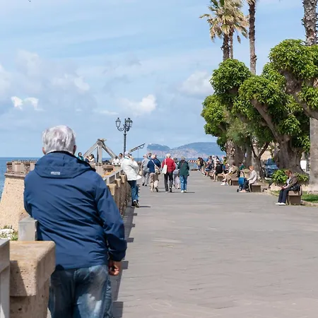 Ciutat Vista Mare Sui Bastioni Di *