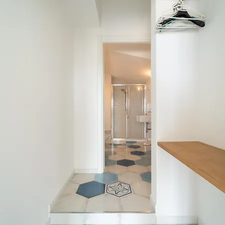 Ciutat Vista Mare Sui Bastioni Di Apartment