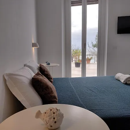 Lägenhet Ciutat Vista Mare Sui Bastioni Di *