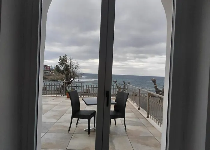 Ciutat Vista Mare Sui Bastioni Di Alghero