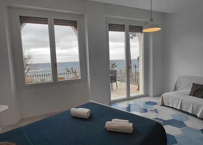 Appartamento Ciutat Vista Mare Sui Bastioni Di *